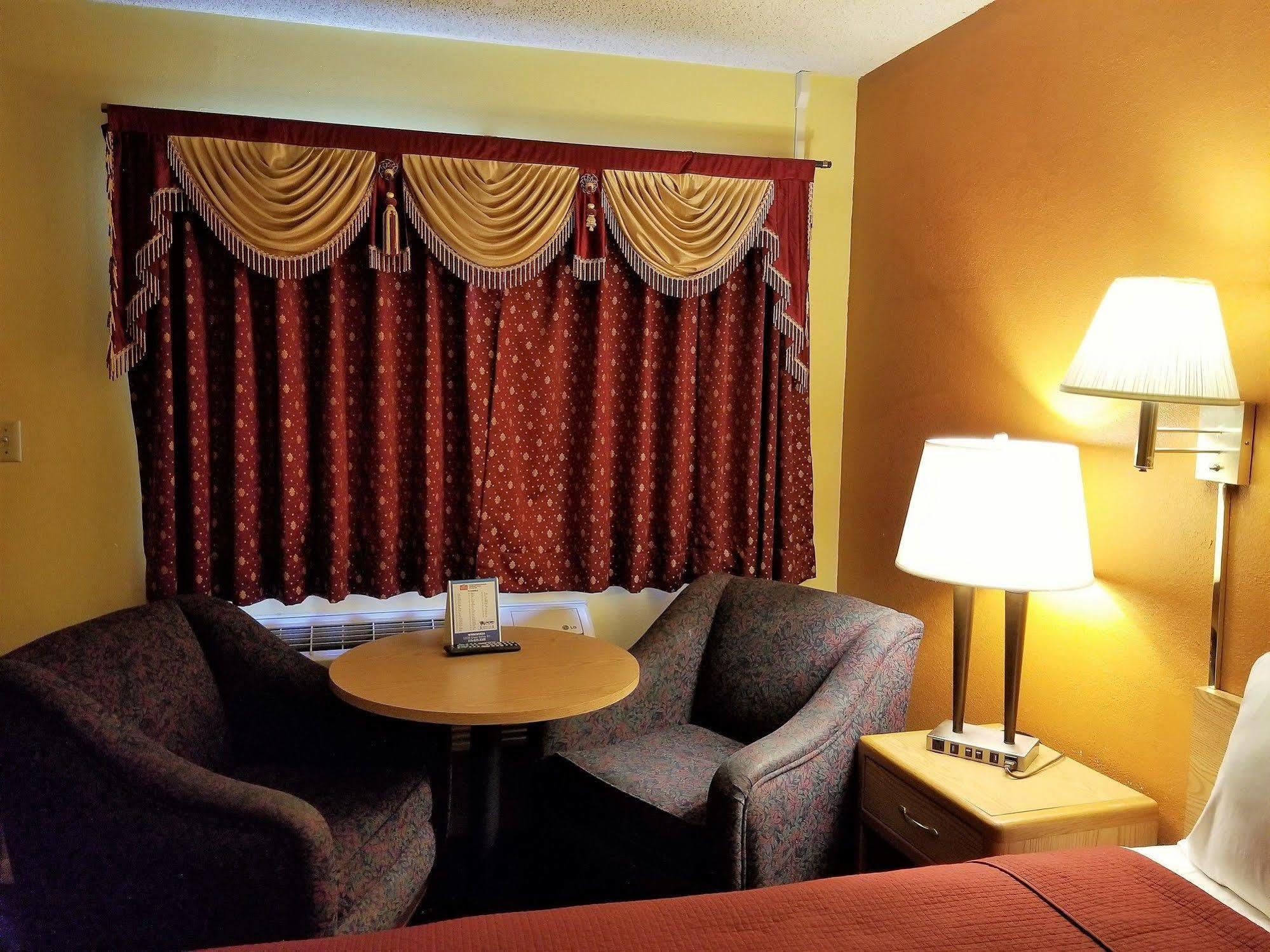 Regency Inn Уиннемакка Экстерьер фото
