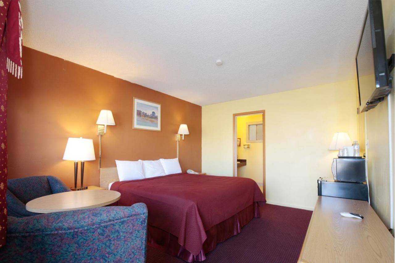 Regency Inn Уиннемакка Экстерьер фото